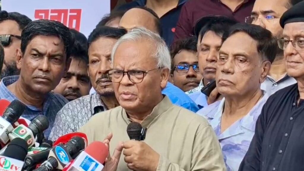 উপনিবেশবাদী ও ষড়যন্ত্রকারীদের দেশে জায়গা হবে না’: রিজভী